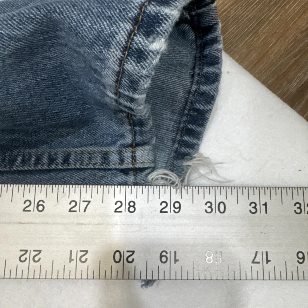 Levi's 550 Men's Relaxed Fit Jeans - Stonewash Blue 40/30‎
